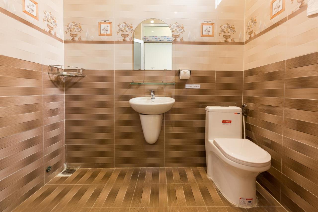 Oyo 960 Hoai Tam Hotel Phan Thiet Exterior photo